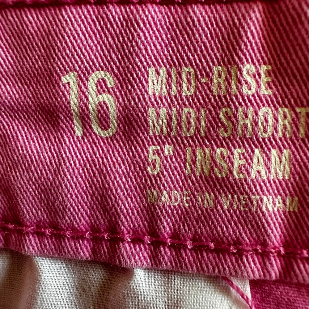 A.N.A. Pink Chino Shorts‎ Midrise Casual Classic  Vacation Size 16  NWOT - Picture 7 of 11